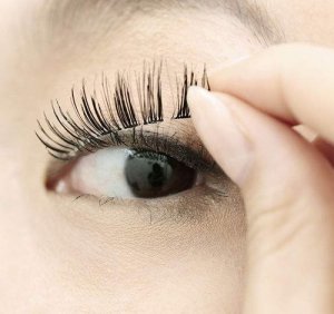 Useful Tips For Applying Mink Eyelashes